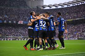Inter Milan Players Huddle